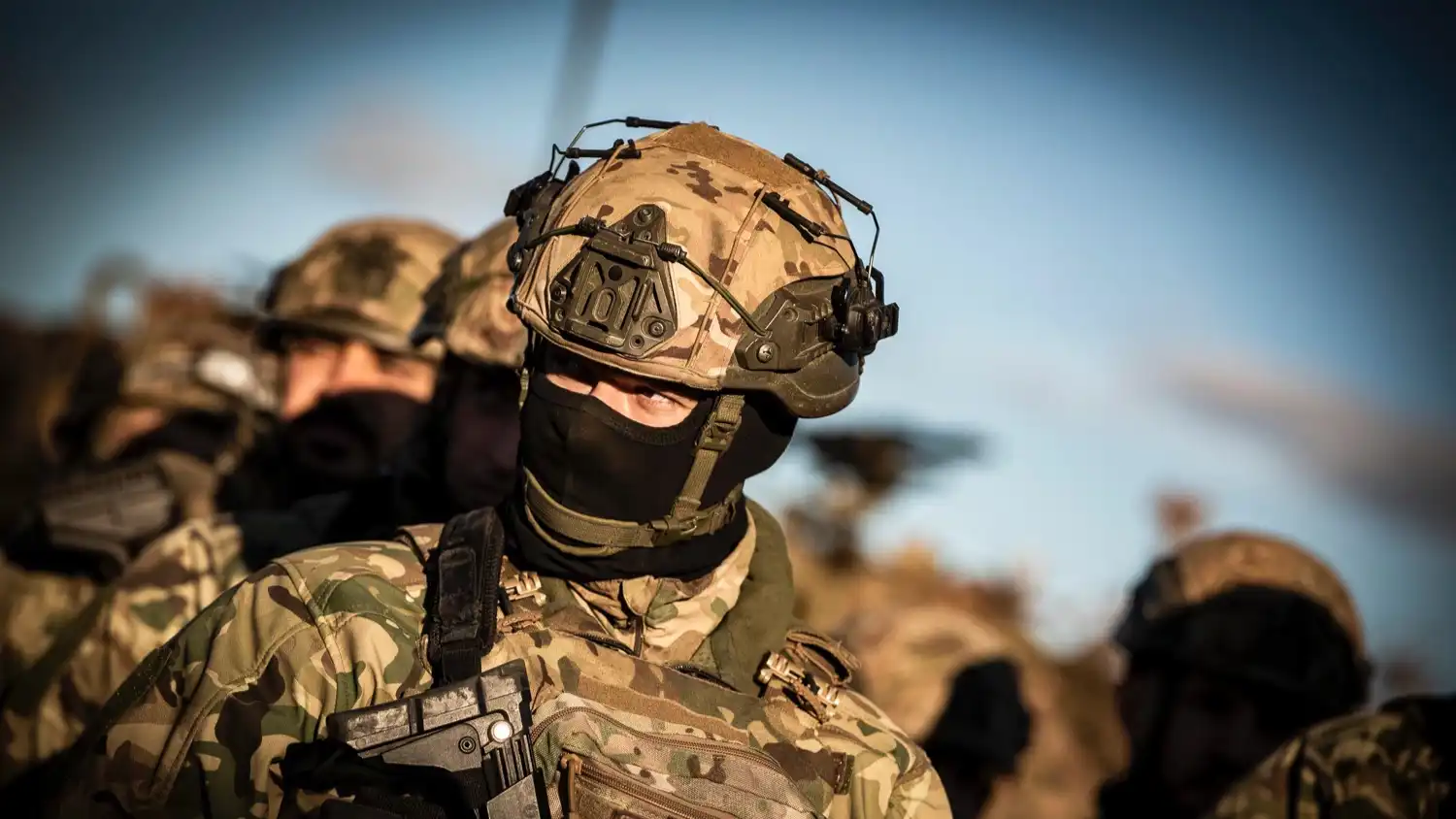 "فيشيغراد" على خط النار.. تحالف مركب للدفاع عن أوروبا الوسطى