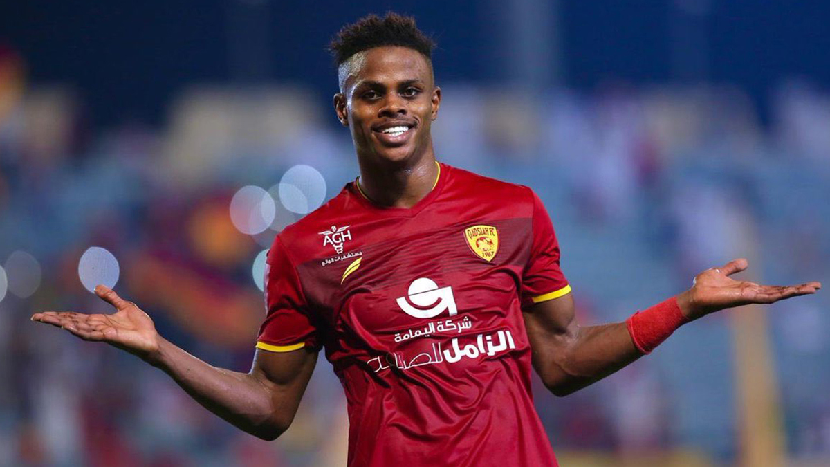 نادي الاتحاد السعودي يُنهي صفقة تعاقده مع هارون كمارا