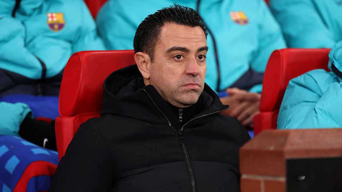 تشافي يريد هذا النادي.. فابرزيو رومانو يصدم الاتحاد السعودي