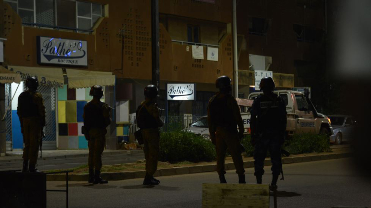 مقتل 14 مدنيًا بهجوم مسلح في بوركينا فاسو