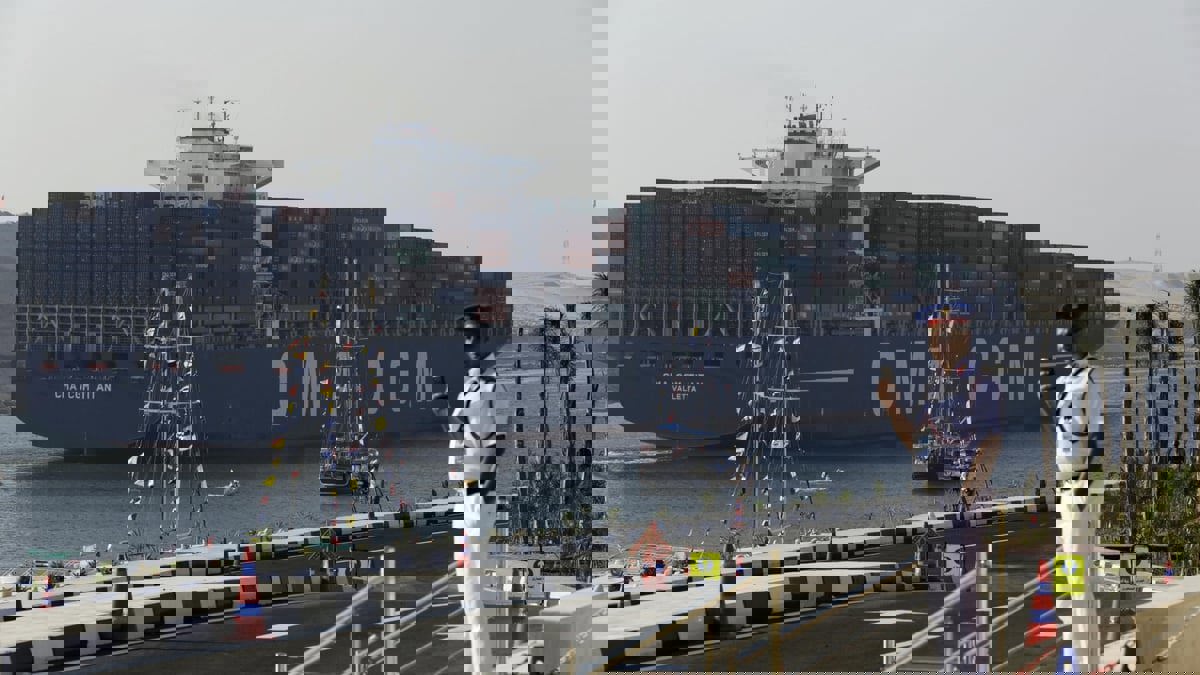 قناة السويس: جذبنا 4920 سفينة جديدة وزيادة في الإيرادات بـ 1.1 مليار دولار