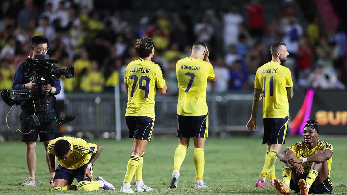 أضاع السوبر على النصر.. من اتخذ قرار تسديد الخيبري قبل كومان ومارتينيز؟ (فيديو)