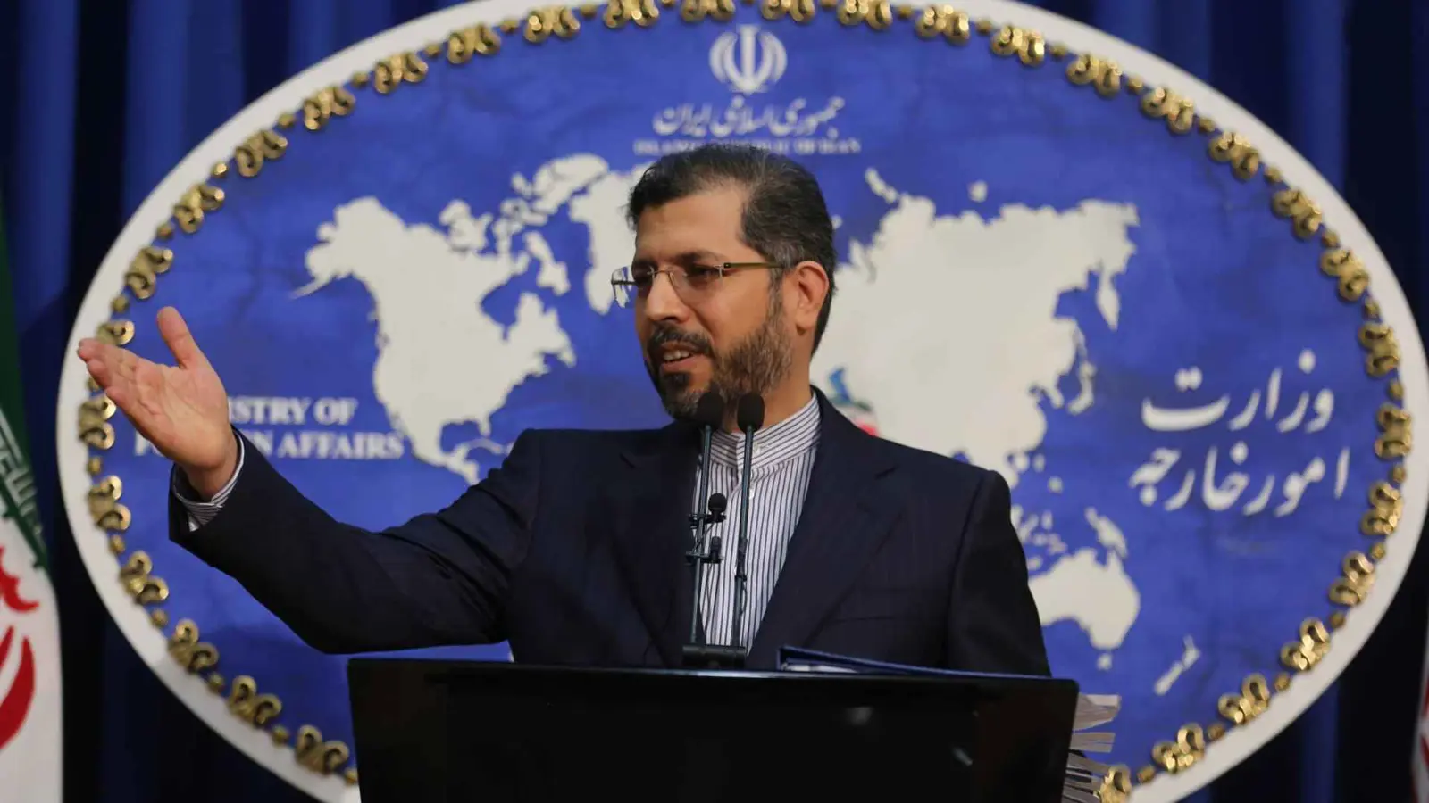 طهران تتوعد واشنطن وتؤكد مواصلة تخصيب اليورانيوم