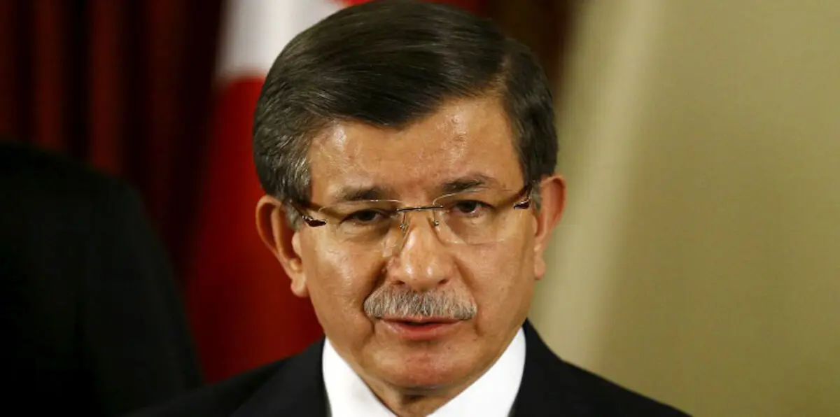 داود أوغلو: لا مساومات على دستور تركيا الجديد