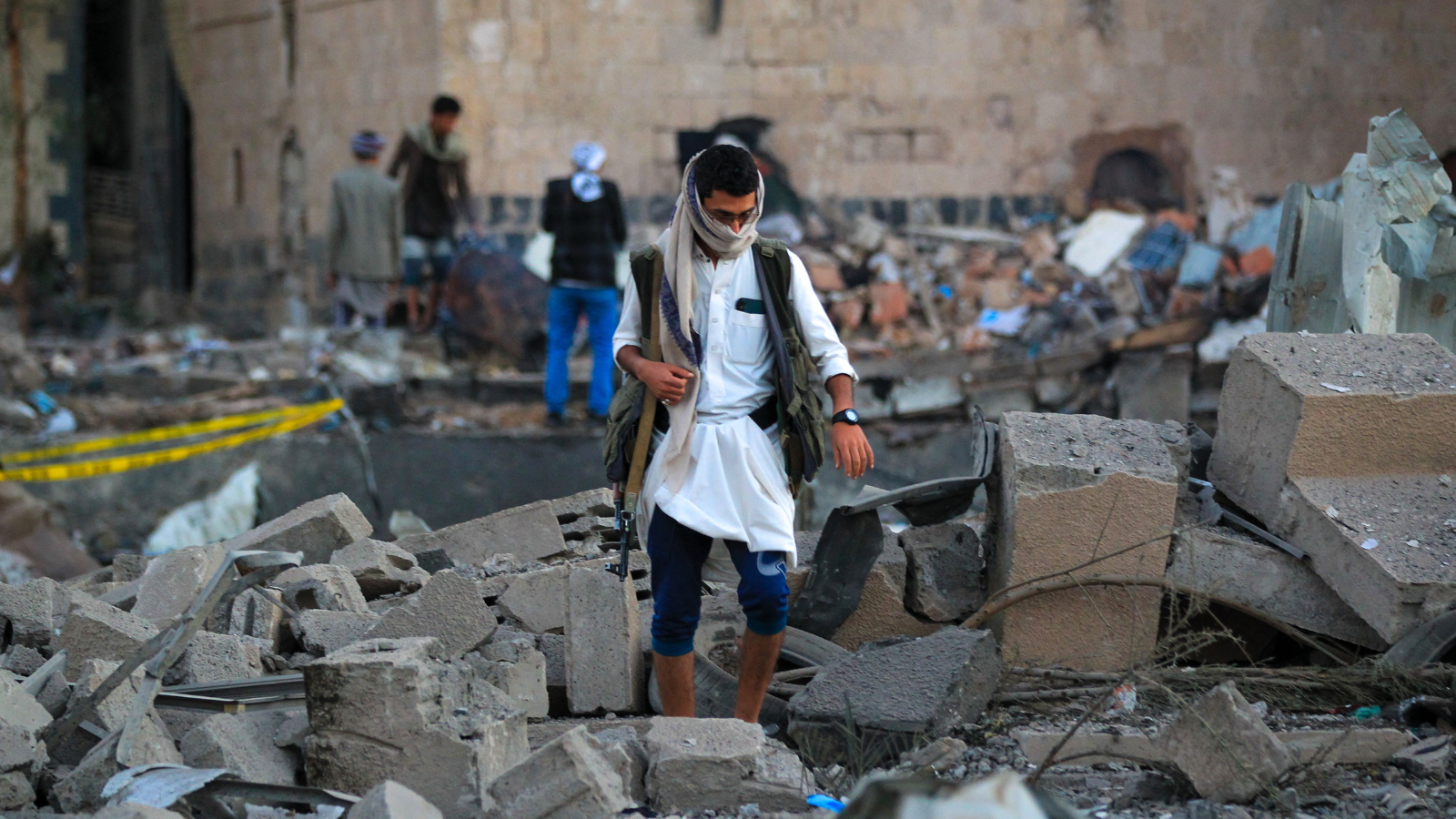 غارات أمريكية عنيفة على مواقع للحوثيين في صعدة