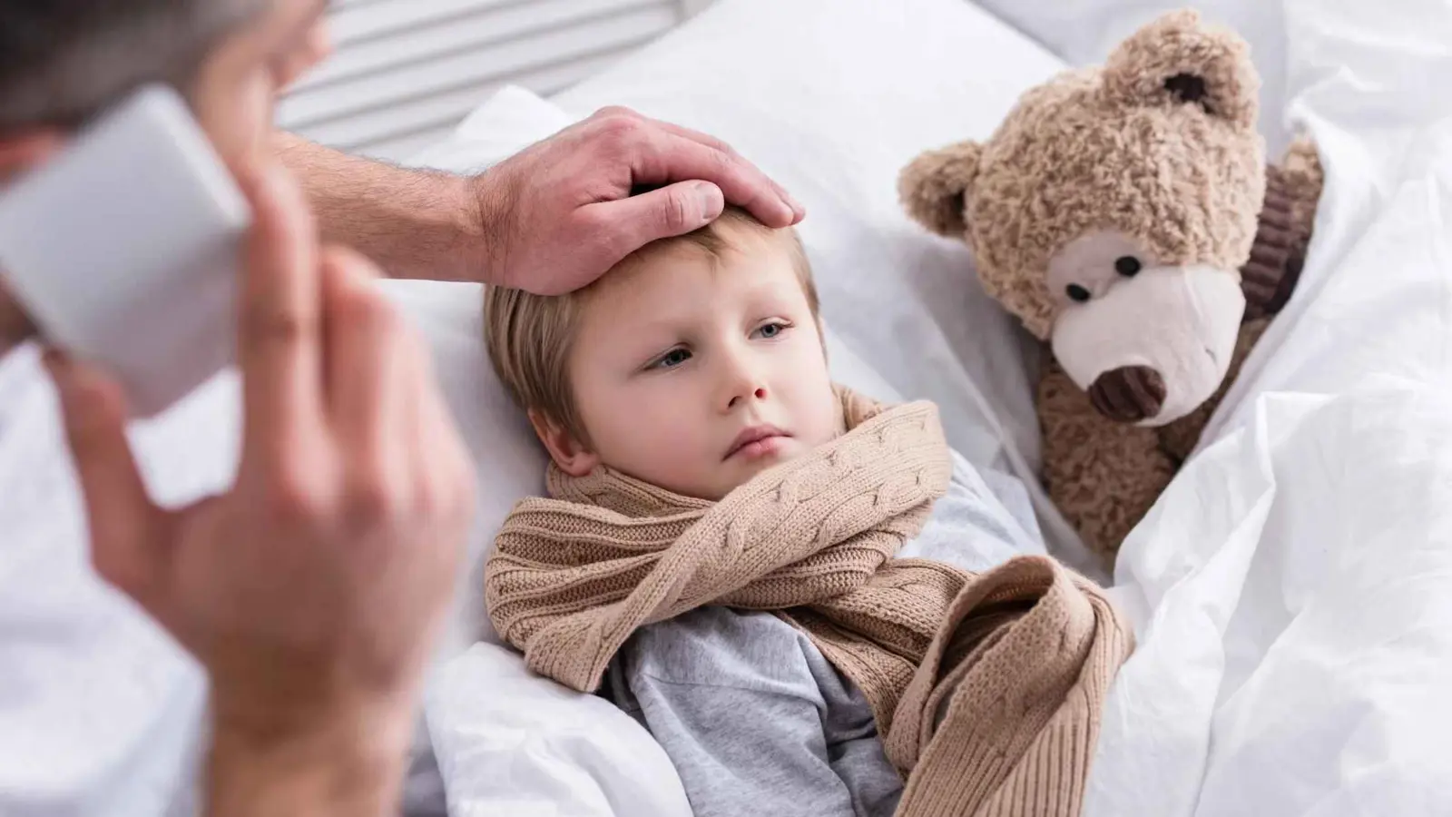 طريقة شائعة لعلاج الحمى قد تهدد حياة طفلك