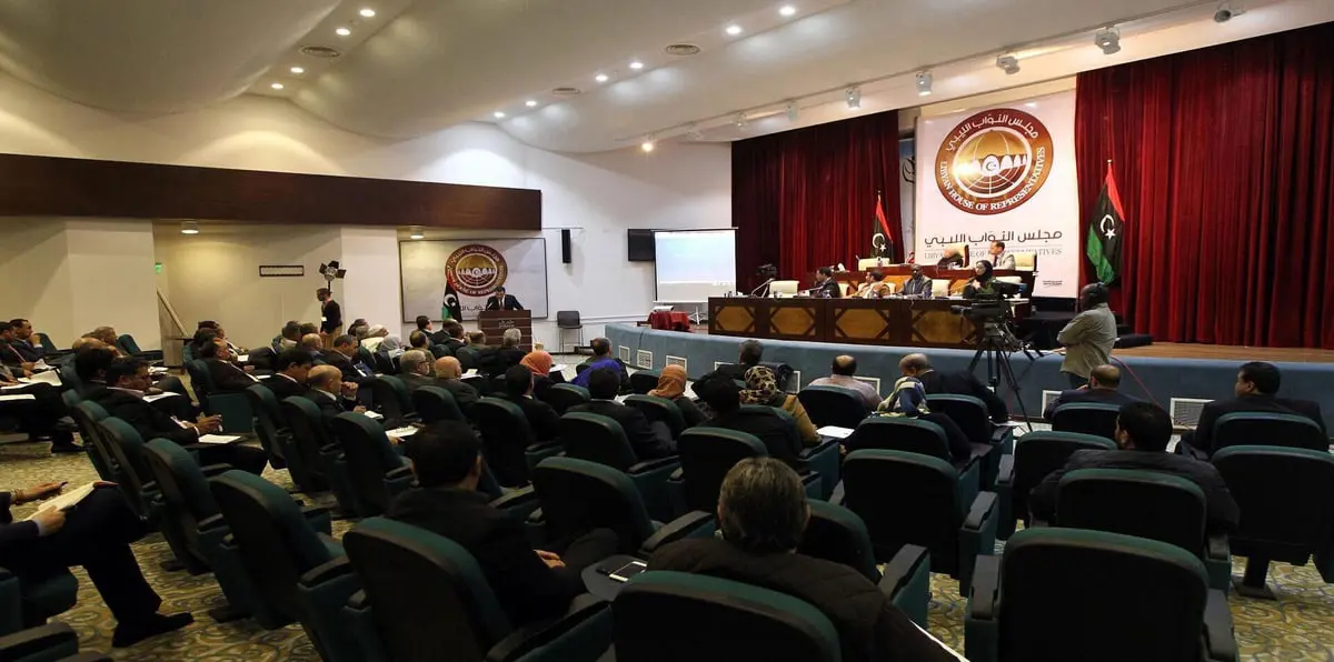 البرلمان الليبي يبدأ مناقشة الاستفتاء على الدستور بحضور 50 نائبًا