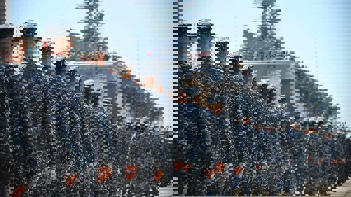 مسؤول بالبنتاغون: أكثر من 4000 بحار أمريكي مصابون بكورونا