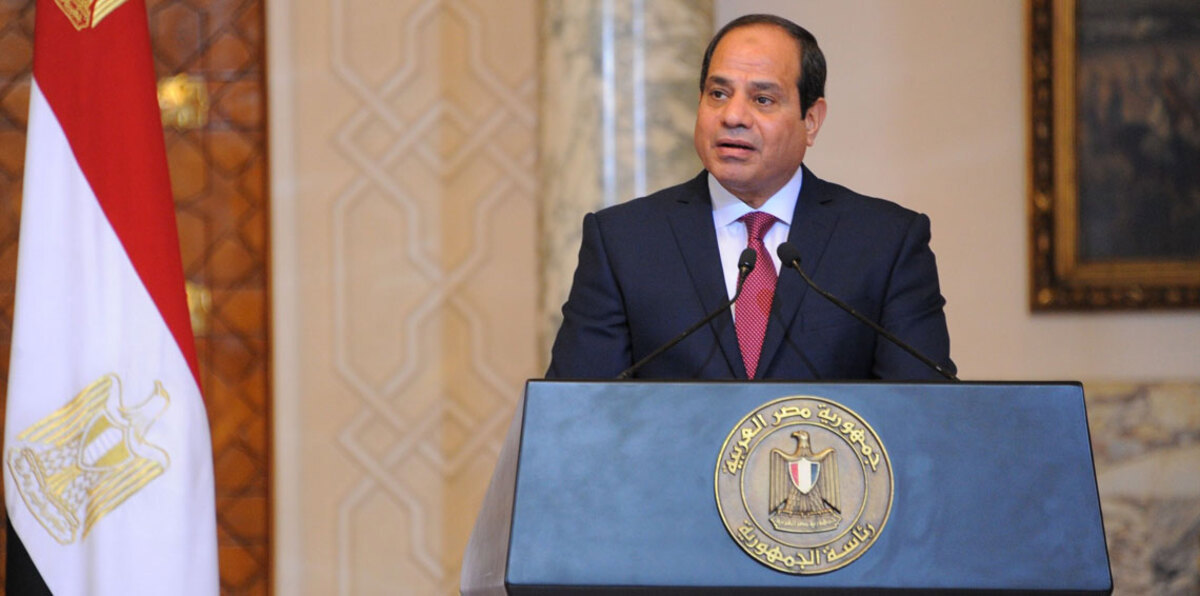 السيسي يلزم رئيس أركان الجيش باستعادة الأمن في سيناء خلال 3 أشهر (فيديو)