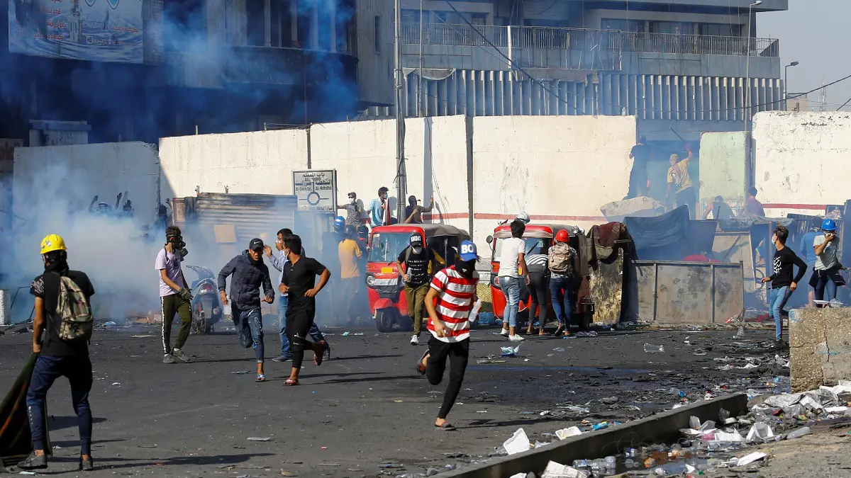 الأمن الإيراني يقمع بالرصاص الحي احتجاجات شعبية وعمالية في الأهواز (فيديو)