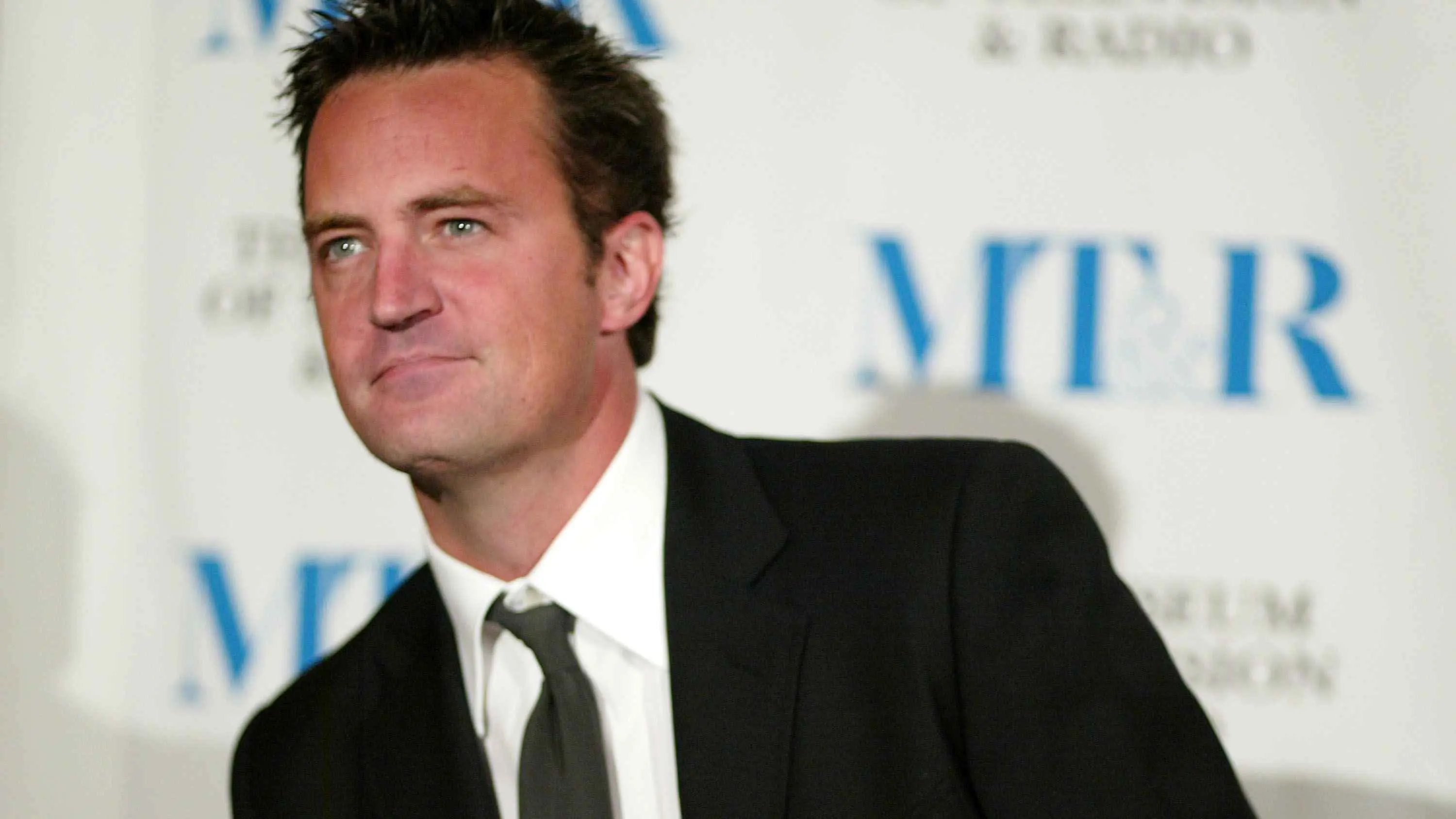 طبيب يقر بذنبه ببيع "الكيتامين" لماثيو بيري قبل أسابيع من وفاته