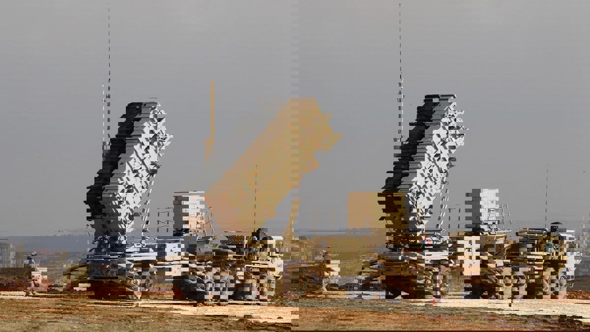 فرنسا تعلن نشر منظومة رادار في السعودية