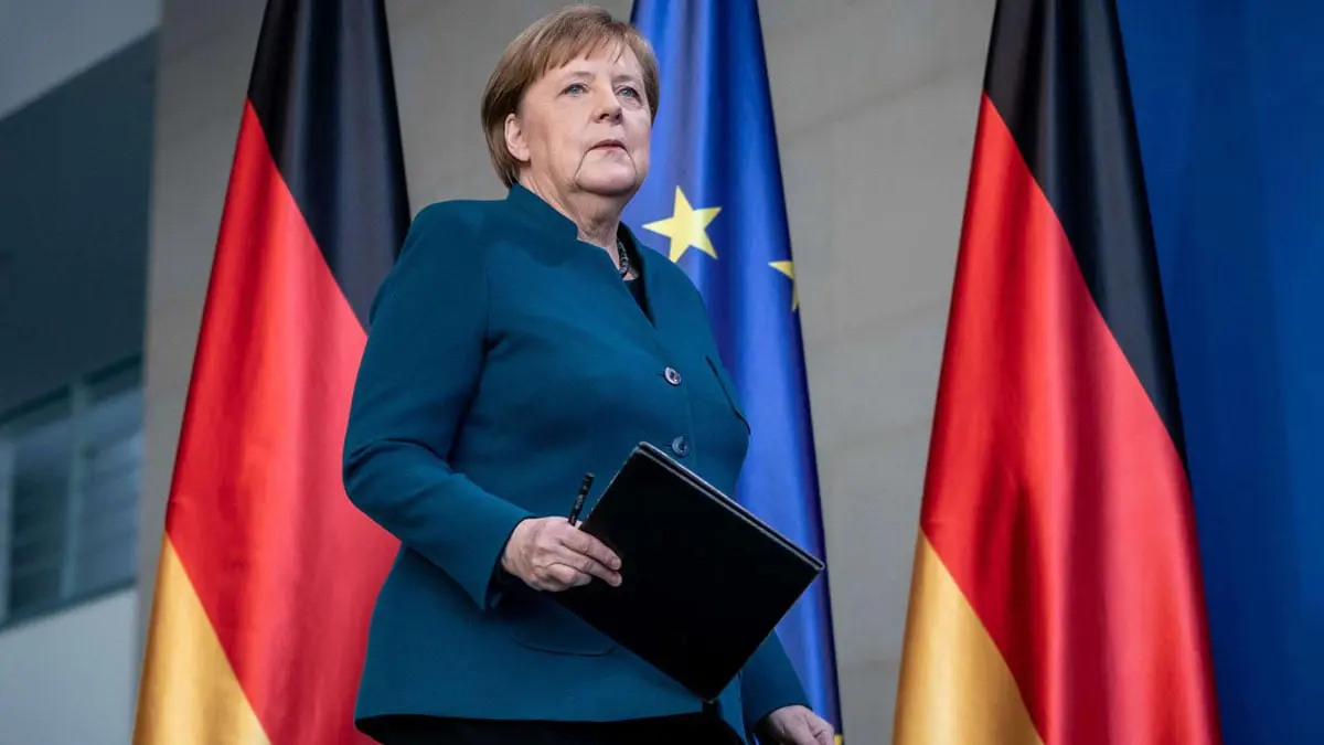 ميركل: يجب مساعدة جيراننا اقتصاديًا للخروج من أزمة "كورونا"