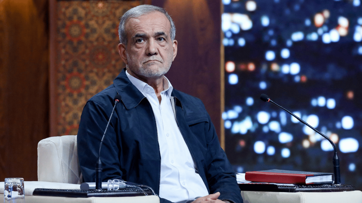 بزشكيان رئيسًا.. "تصور قاتم" لمستقبل السياسات الإيرانية 