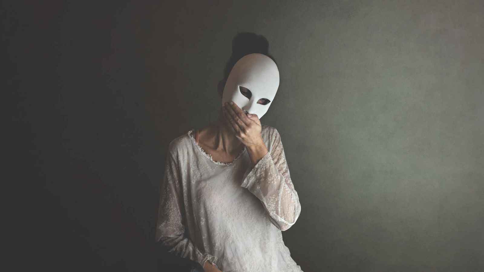 إعلان عن "أمسية شعرية" يشعل الجدل في سوريا