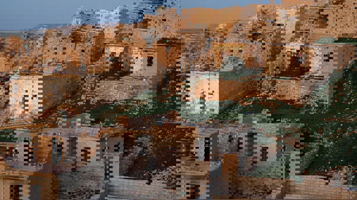 العراق .. الخلافات السياسية تعيق إعادة الإعمار وعودة النازحين إلى سنجار 

