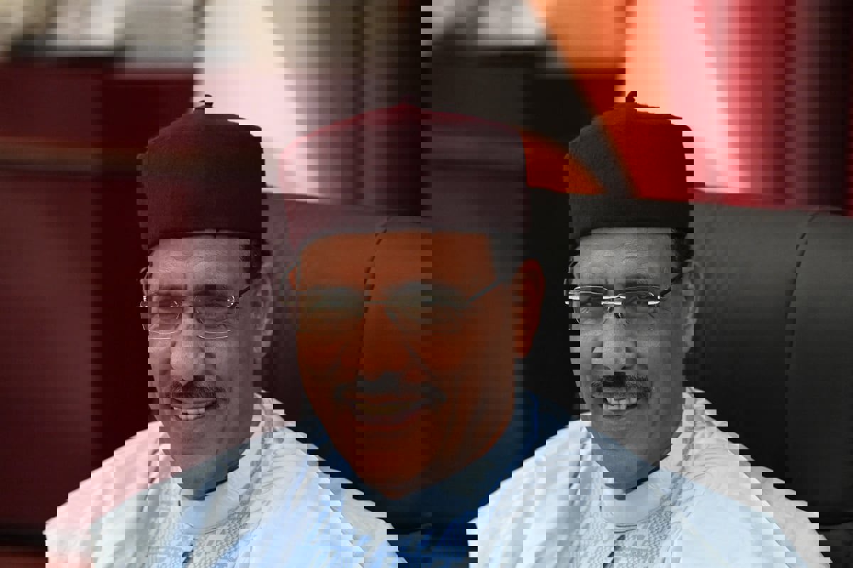 رئيس مفوضية الاتحاد الإفريقي: رئيس النيجر "بخير"