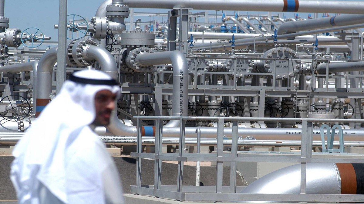 فوز شركة أجنبية "مشبوهة" بمناقصة لشركة نفط الكويت