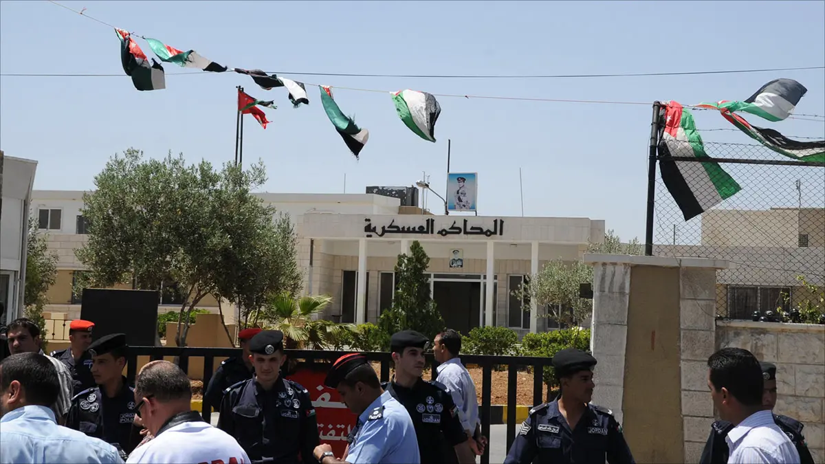 الأردن.. توقيف 6 مسؤولين بينهم وزير سابق على خلفية "قضية الدخان"