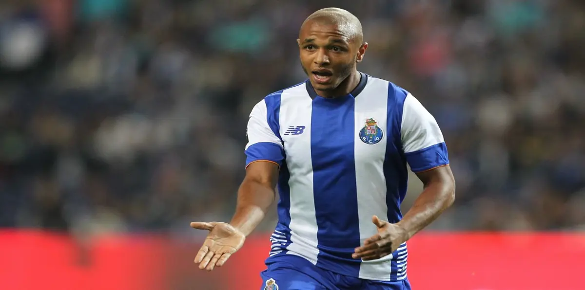 الجزائري ياسين براهيمي أفضل لاعب في البرتغال للعام 2017 (صورة)