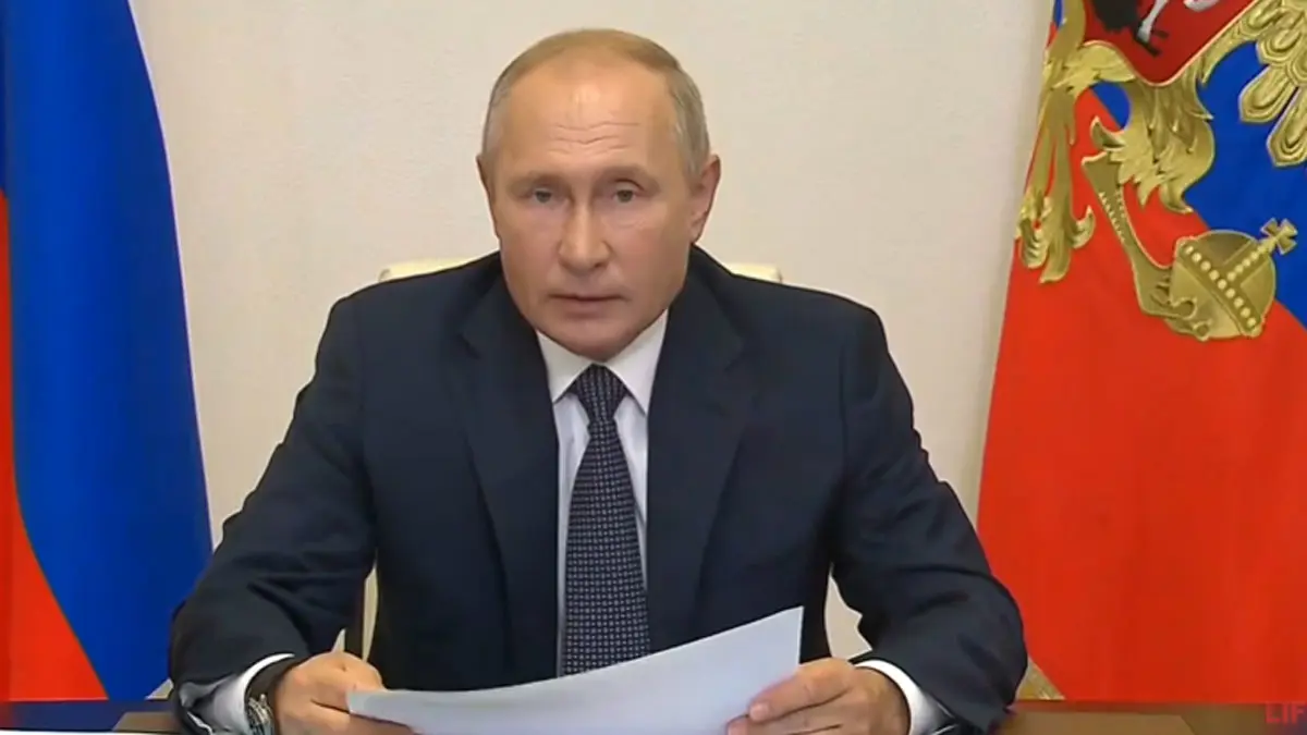 بوتين يعلن تسجيل روسيا أول لقاح في العالم ضد فيروس كورونا