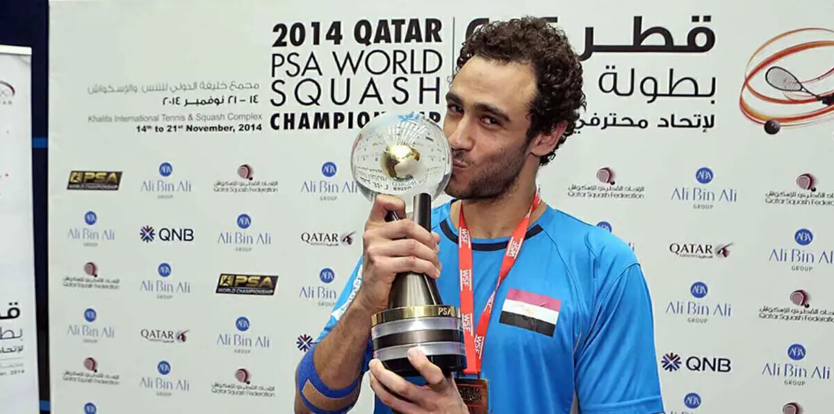 بسبب إقامتها في قطر.. بطل العالم المصري رامي عاشور يقاطع مباراة إسكواش