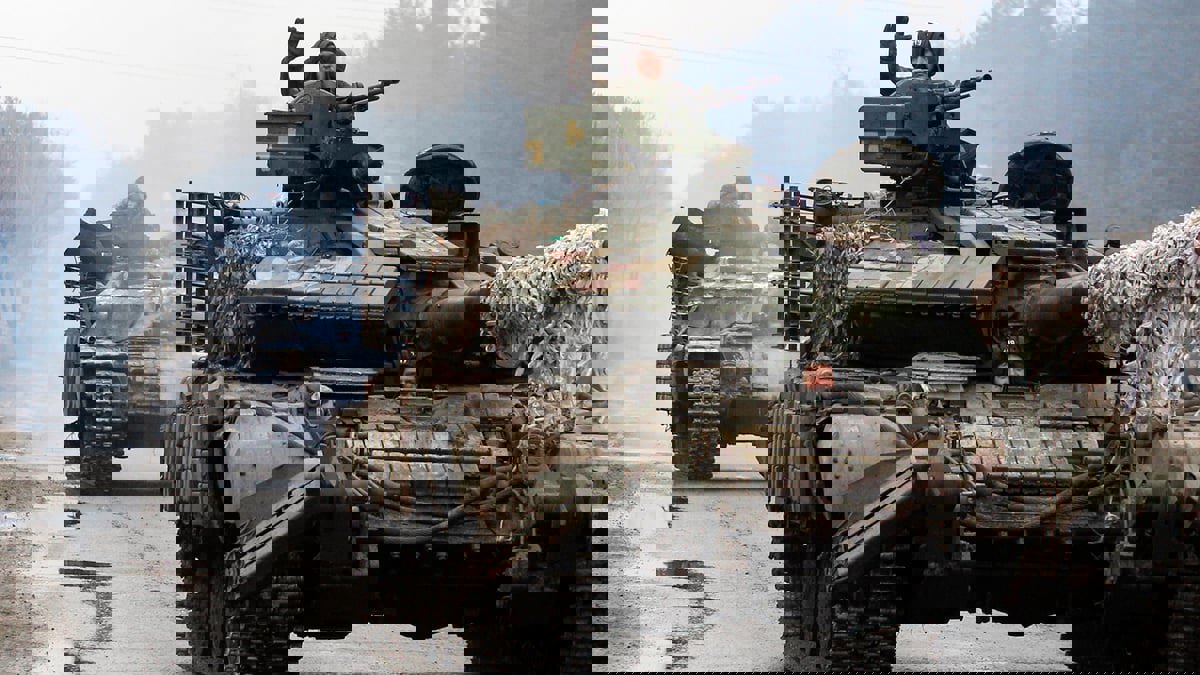 فيتش تخفّض تصنيف كييف وموديز تراجع تصنيفي روسيا وأوكرانيا