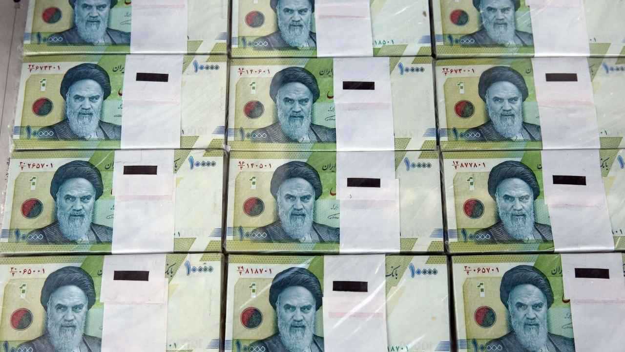 إسرائيل توجه ضربة "مؤلمة" للحرس الثوري بـ "العصفور المفترس"