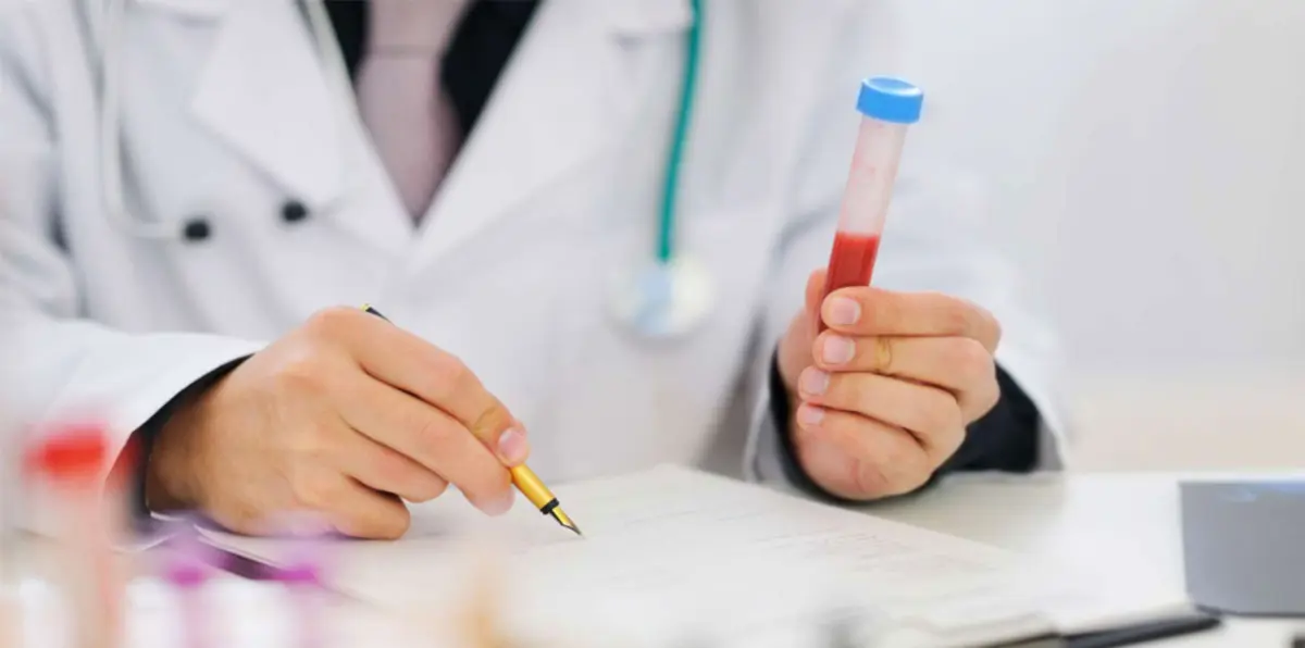 ابتكار اختبار دم بالغ الدقة يكشف الأزمات القلبية بسرعة