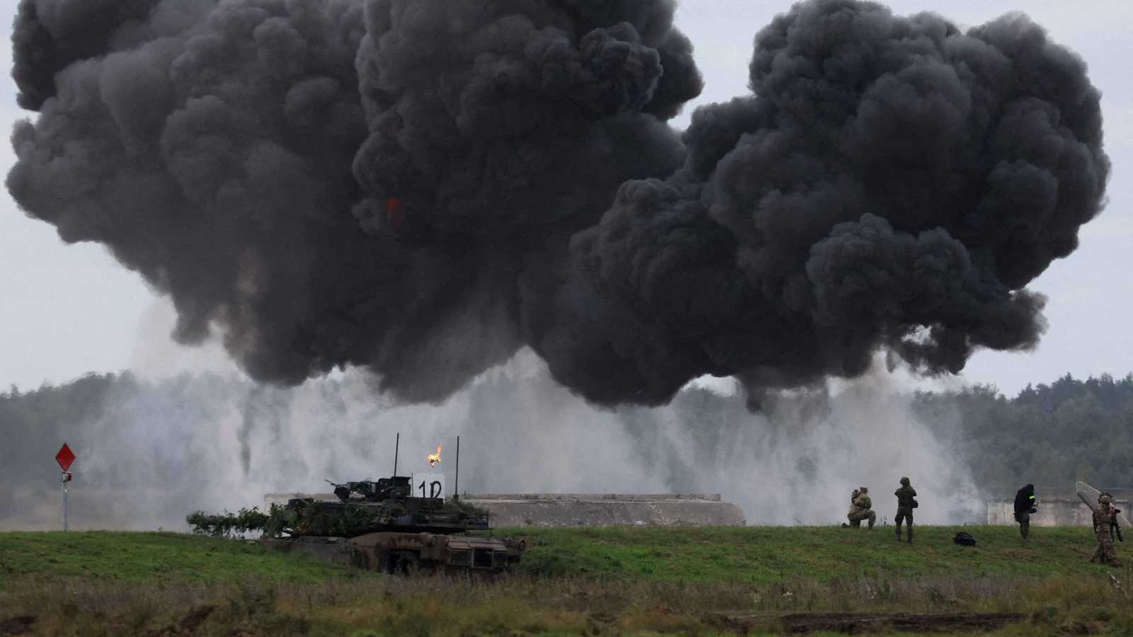 وزراء دفاع "الناتو" والاتحاد الأوروبي يبحثون الرد على "التهديد" الروسي