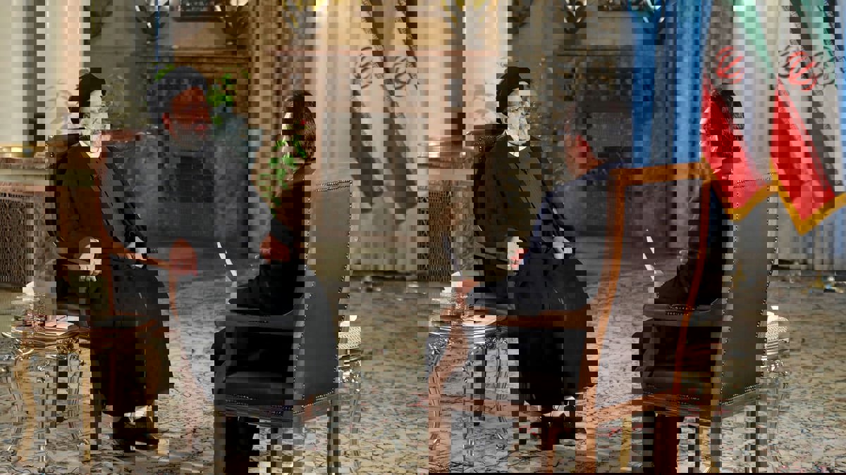 الرئيس الإيراني: نواجه "عجزا خطيرا" في الموازنة