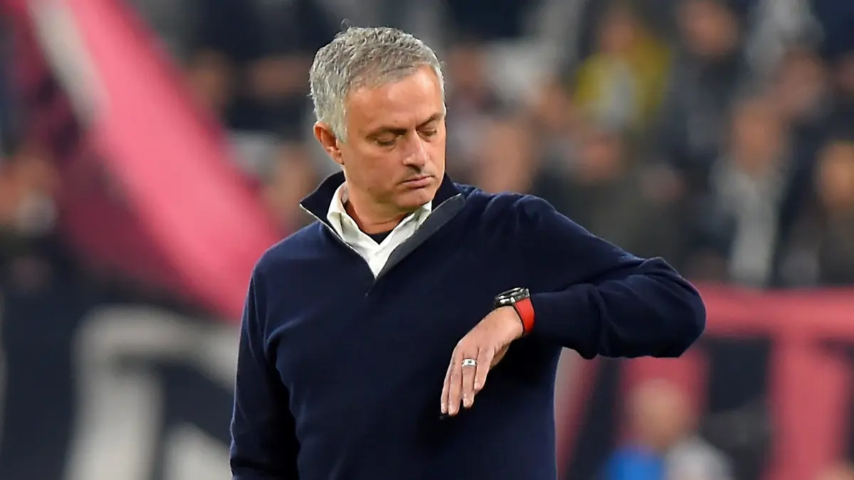 أسهم مانشستر يونايتد ترتفع بعد رحيل المدرب مورينيو عن النادي