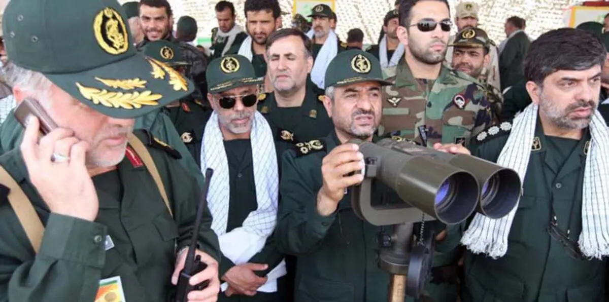 إيران تعتقل سنيًّا منع ابنه من القتال في سوريا