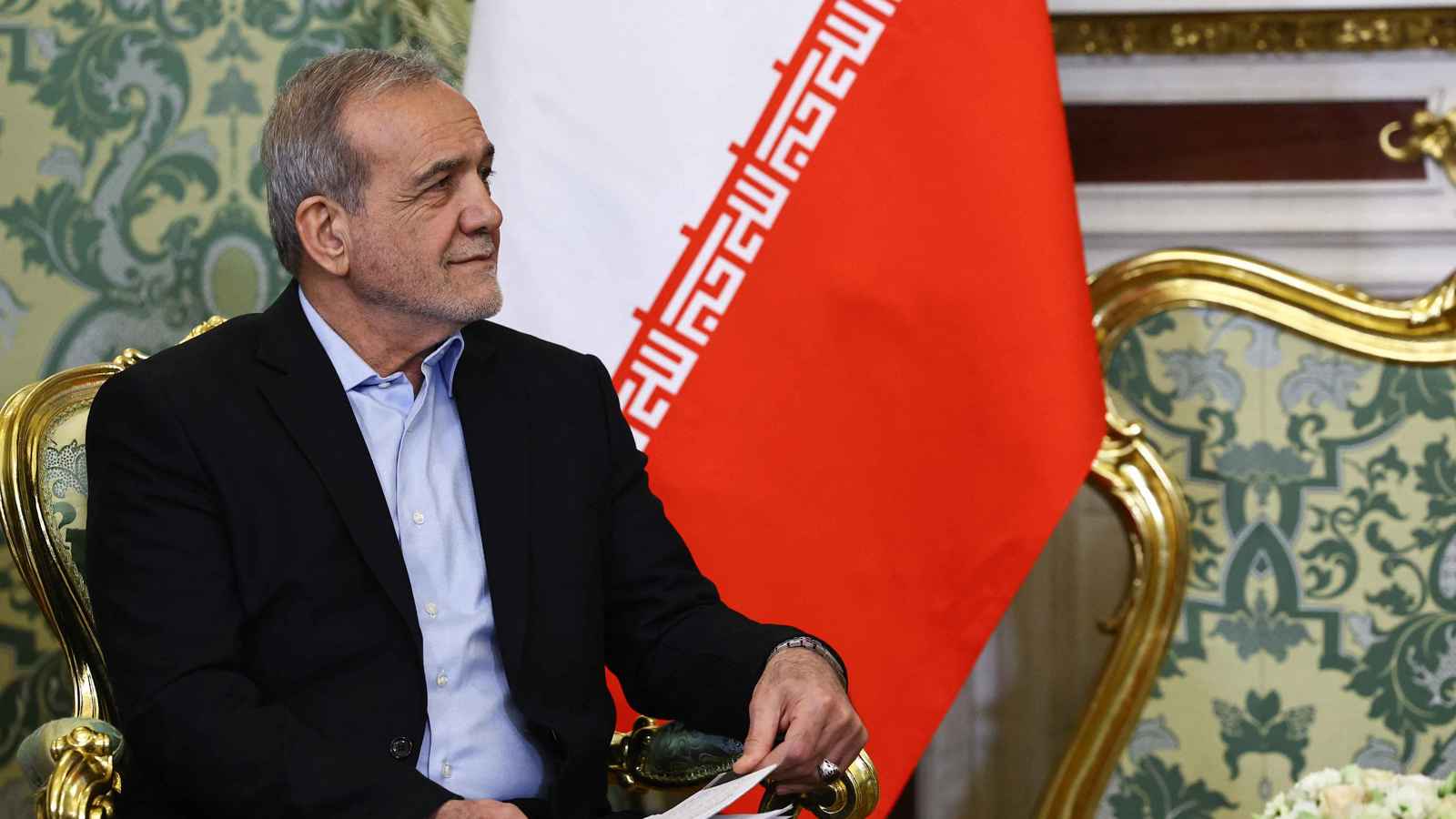 بزشكيان رداً على ترامب: "الأعداء يظنون أننا سنموت جوعاً"