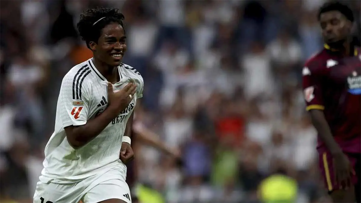 الرصاصة.. احتفالية جديدة من إندريك نجم ريال مدريد (فيديو)