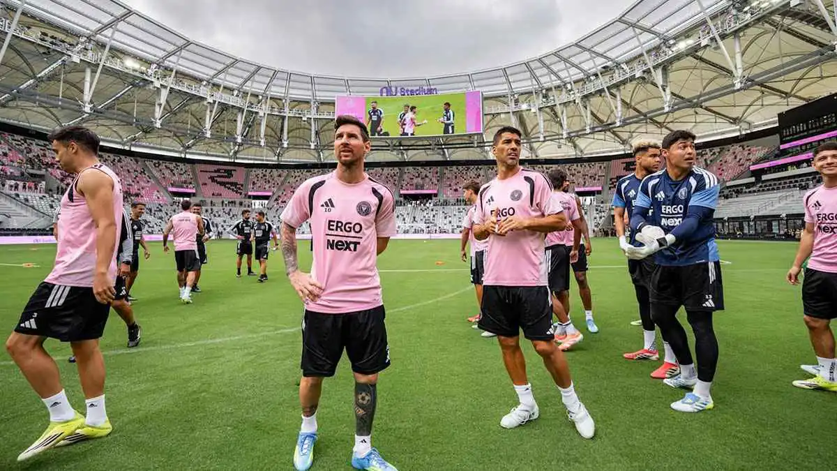 الموعد والقنوات الناقلة لمباراة إنتر ميامي ضد ريد بولز في الدوري الأمريكي