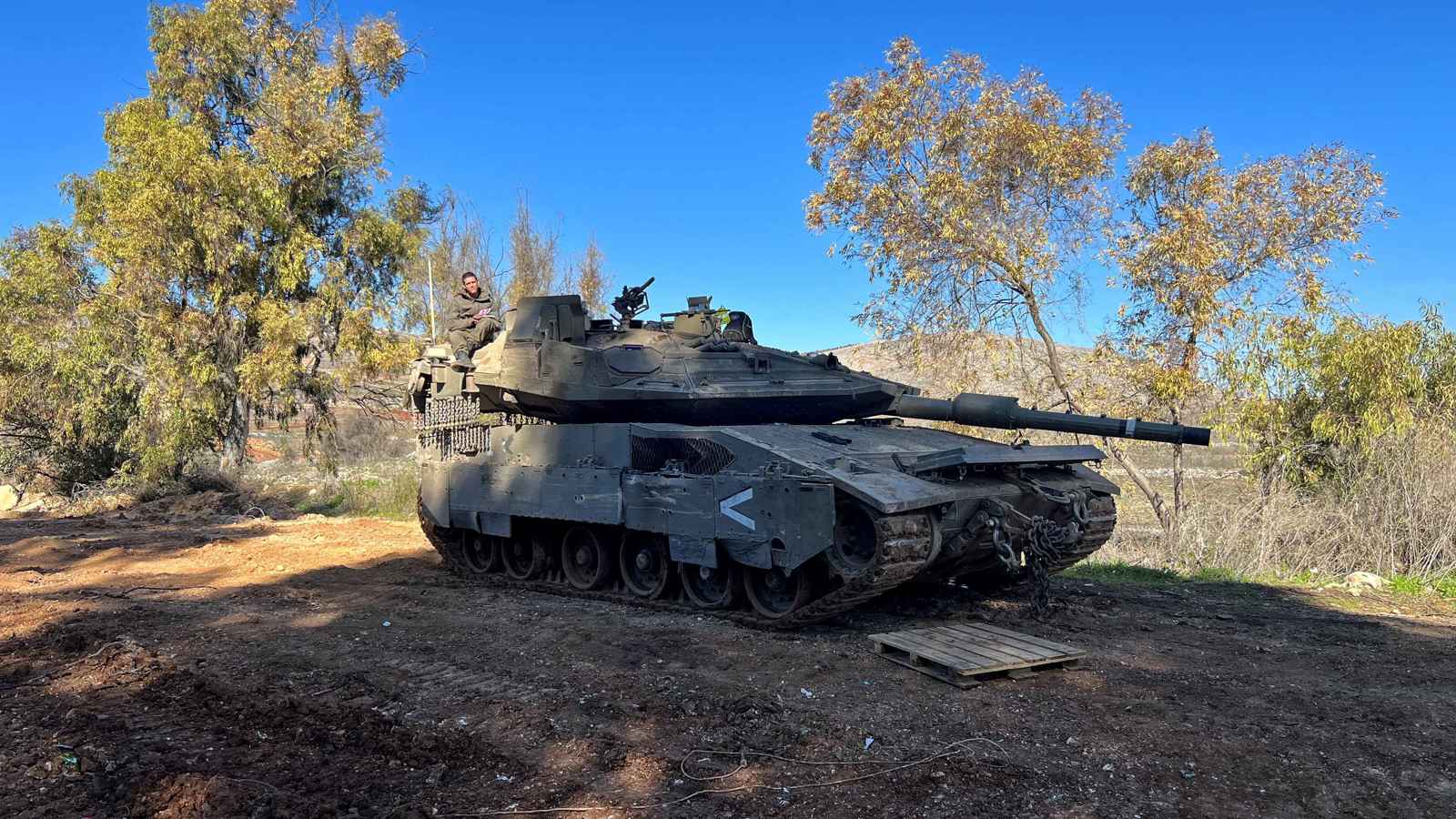 إسرائيل تعلن رسمياً تأجيل انسحابها من جنوب لبنان