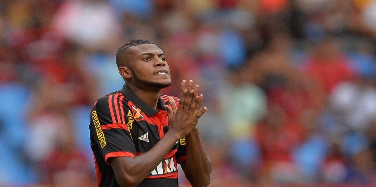 السعودية.. نادي النصر ينفي رغبته بضم البرازيلي سيرينو