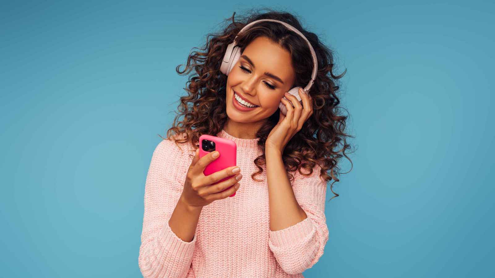 هكذا تحمي أذنيك من أضرار سماعات الرأس