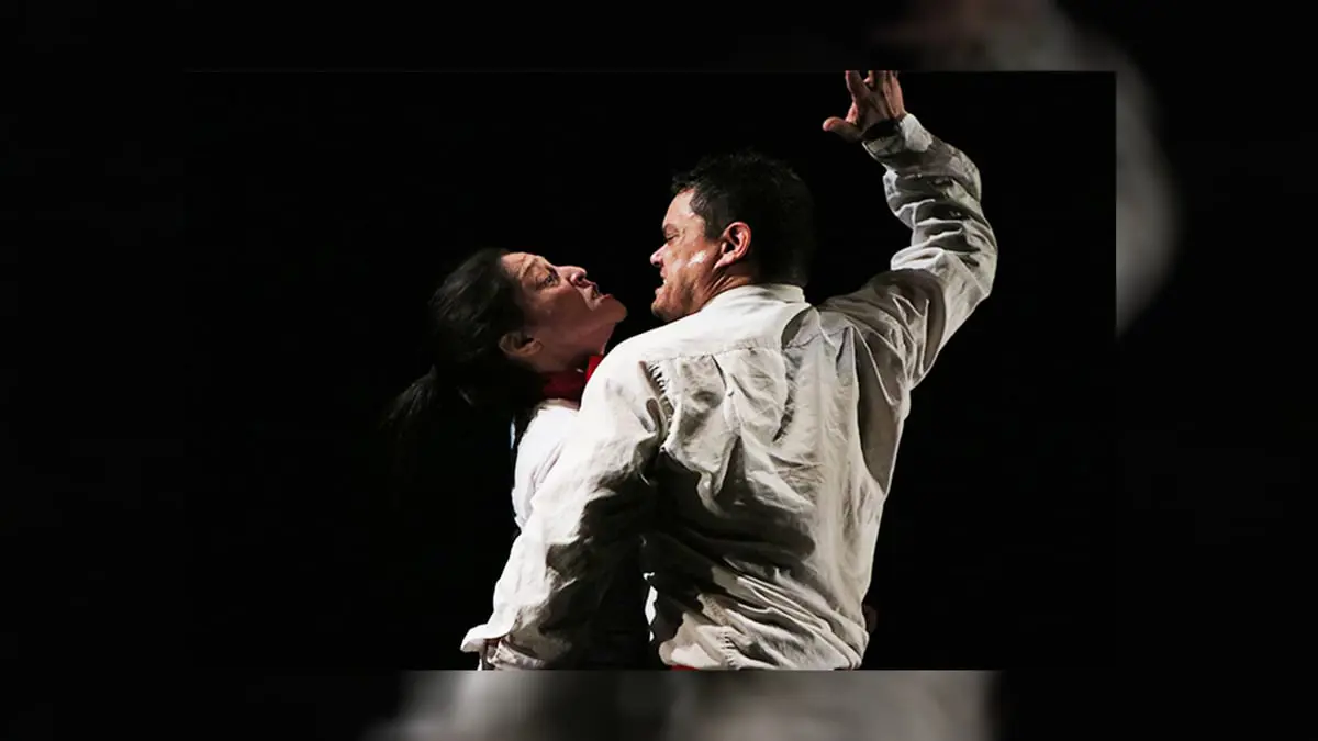 العرض التونسي "آخر مرة" يفوز بجائزة أيام قرطاج المسرحية