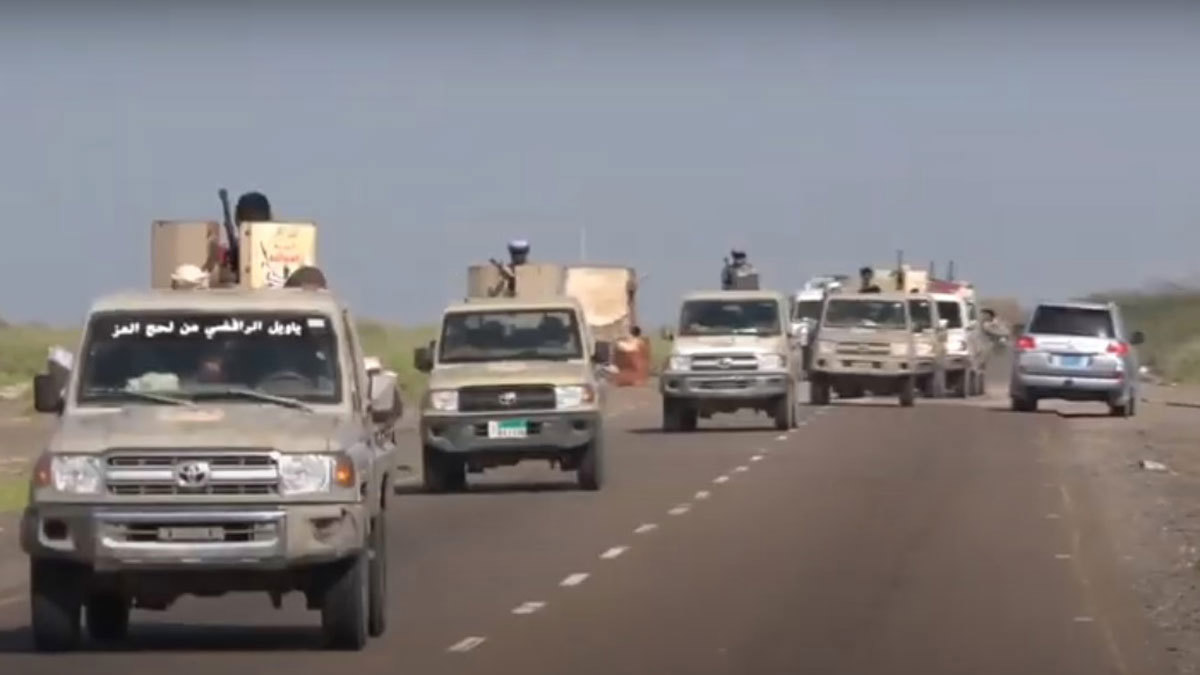 اليمن.. ألوية العمالقة ترسل قوة عسكرية إلى أبين للفصل بين قوات الشرعية والانتقالي (فيديو)