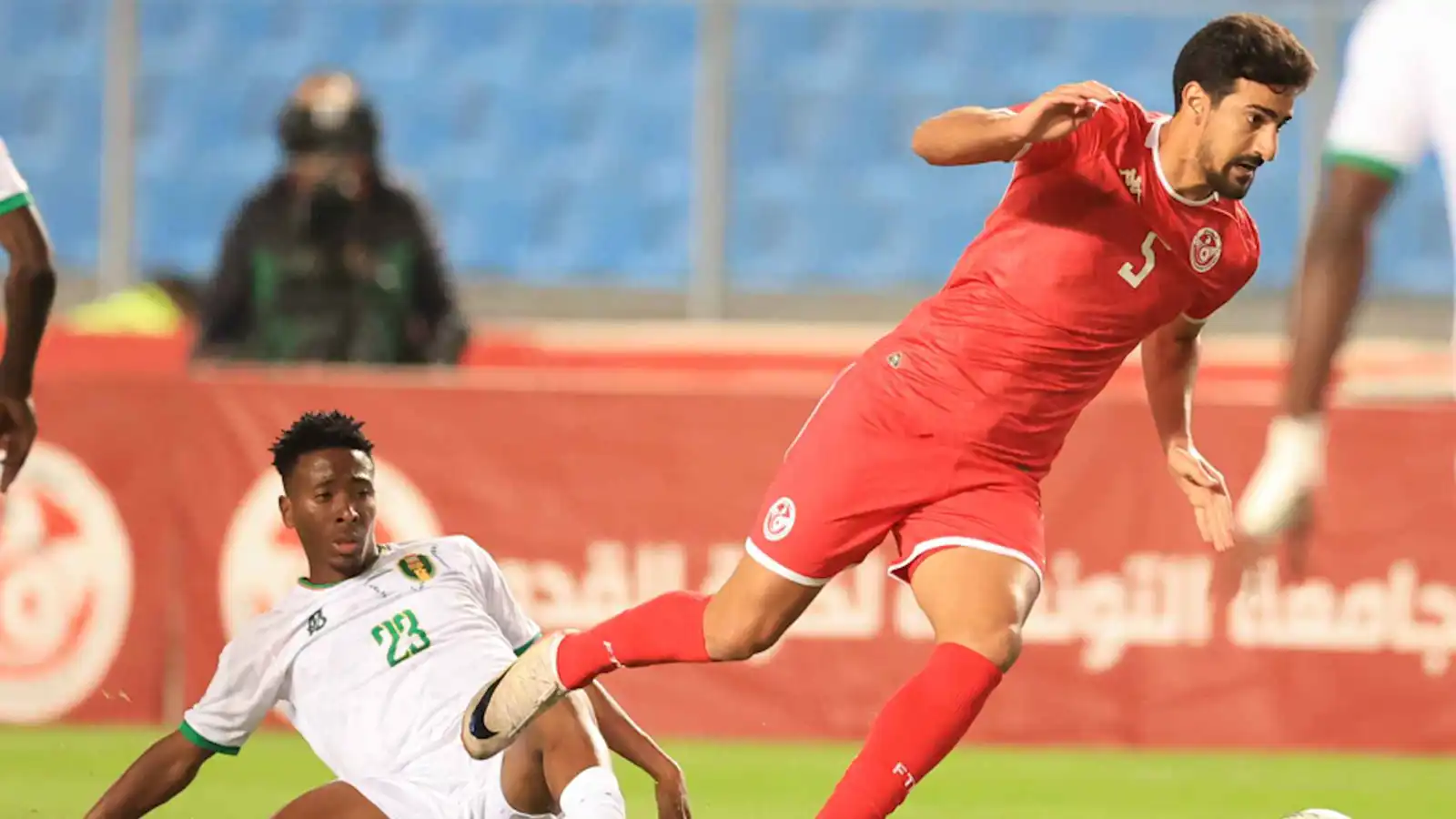 سبب هجوم جمهور الترجي على محمد علي بن رمضان بعد مباراة تونس وموريتانيا الودية