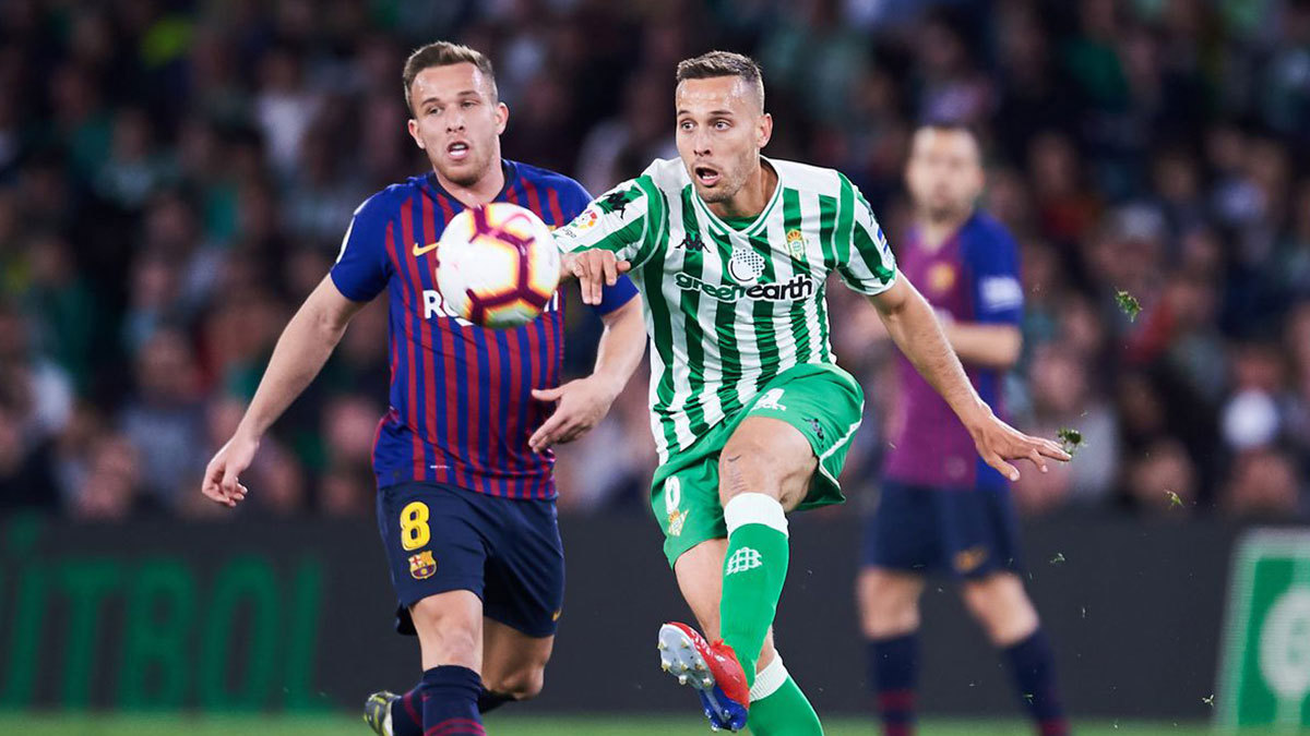 برشلونة ضد ريال بيتيس ومانشستر سيتي أمام بورنموث.. مواعيد مباريات اليوم الأحد والقنوات الناقلة