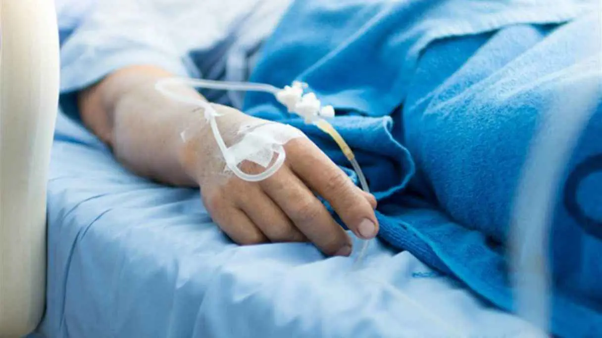 العراق.. نعي مؤثر لممرض شاب توفي بعدوى من مريض