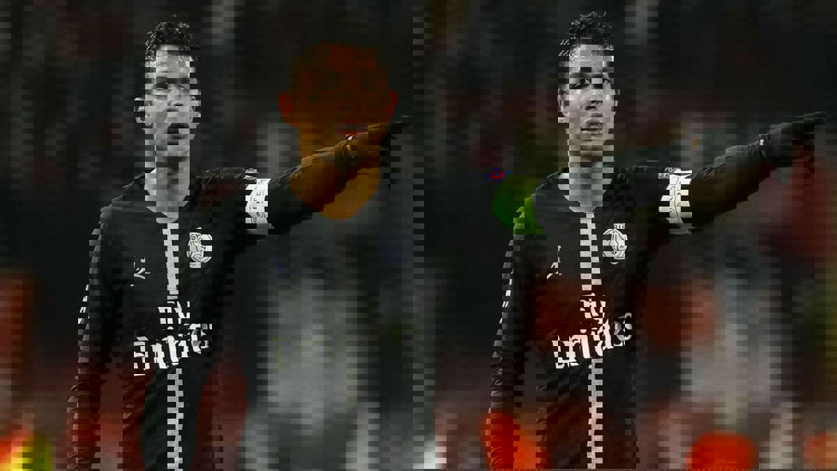 صراع إنجليزي على ضم تياغو سيلفا بعد إعلان رحيله عن باريس سان جيرمان