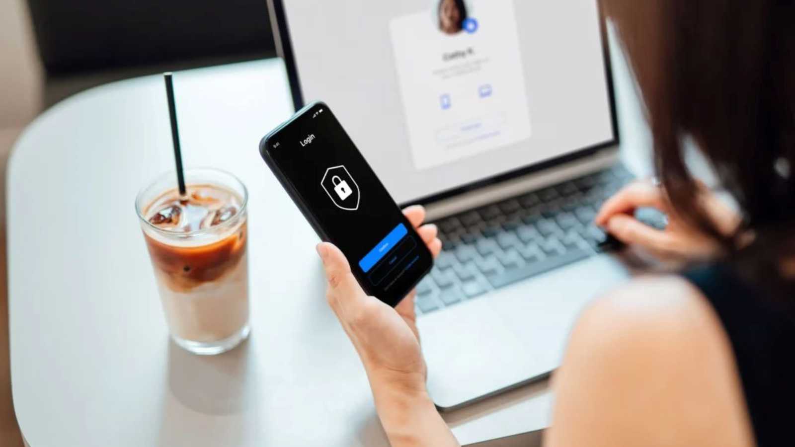 سهلة ومفيدة.. تعرف إلى طرق حماية حياتك الرقمية