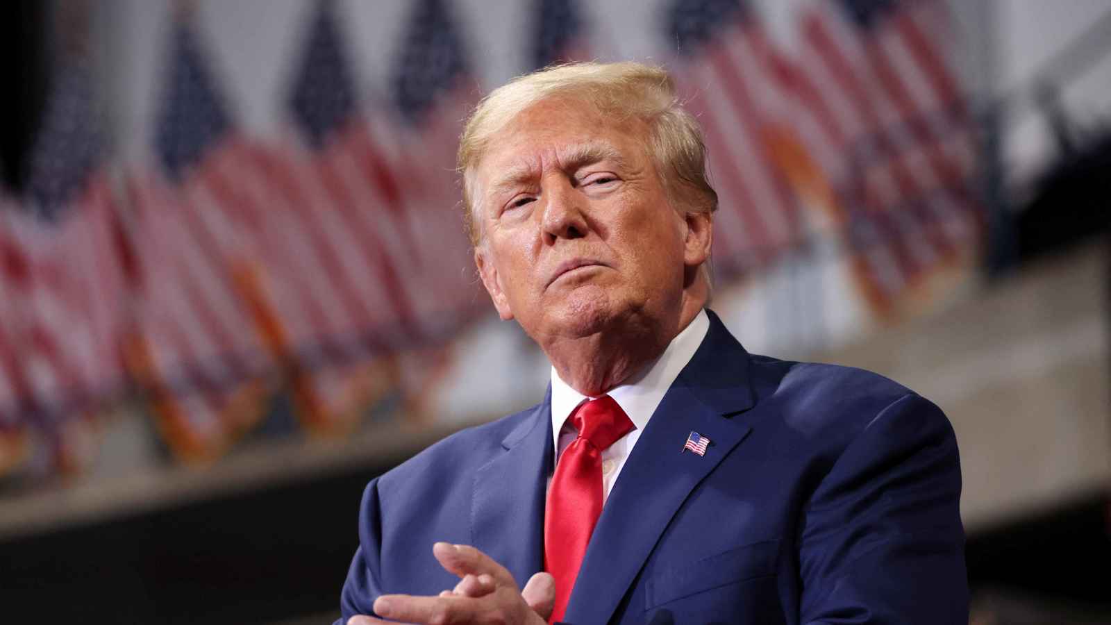 ما السبب الحقيقي وراء تحول ترامب "المفاجئ" نحو روسيا؟