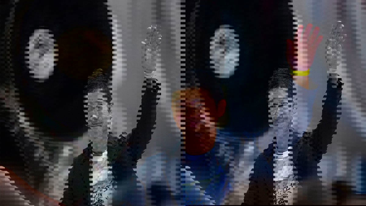 وصول صاروخ روسي على متنه ملياردير ياباني إلى محطة الفضاء الدولية