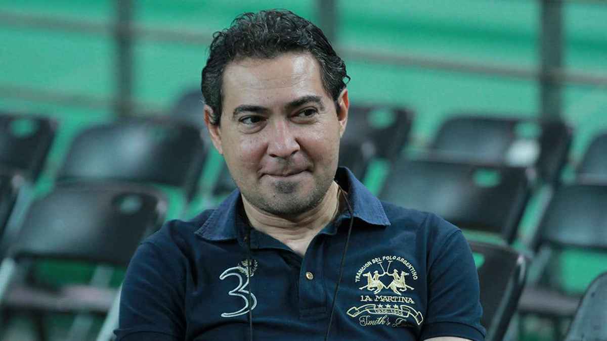 "دولي ومش عارف يستلم الكرة".. محمد بركات يهاجم لاعب الأهلي (فيديو)