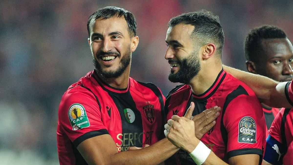 رسميا.. إتحاد الجزائر يرفع شكوى للكاف بعد أحداث مباراة جاراف السنغالي